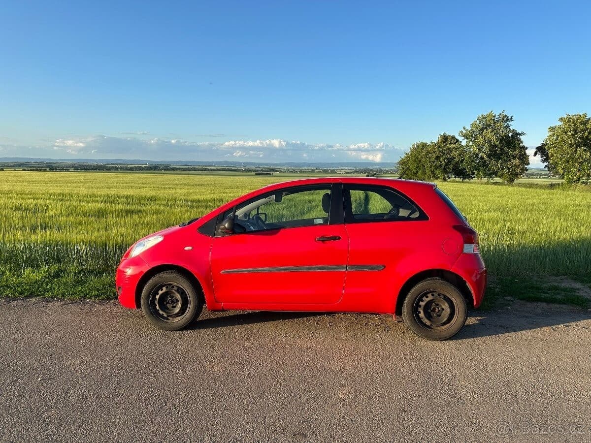 2009 Toyota YARIS