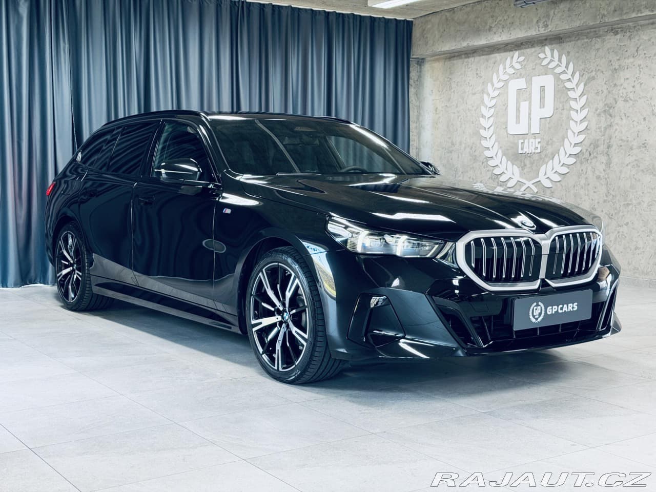 2025 BMW 5-SERIES