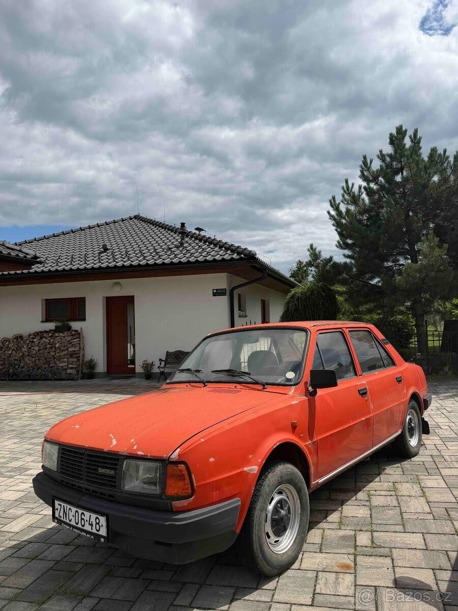 Škoda 120