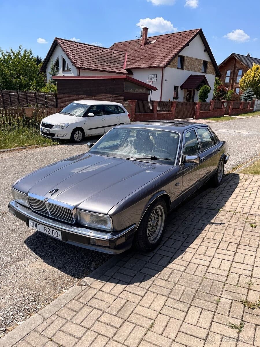 1987 Jaguar XJ
