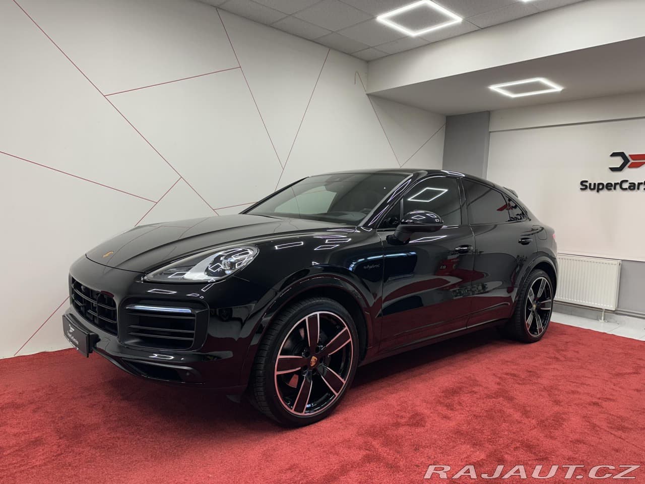 2023 Porsche CAYENNE