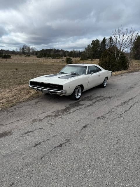 1968 Dodge CHARGER