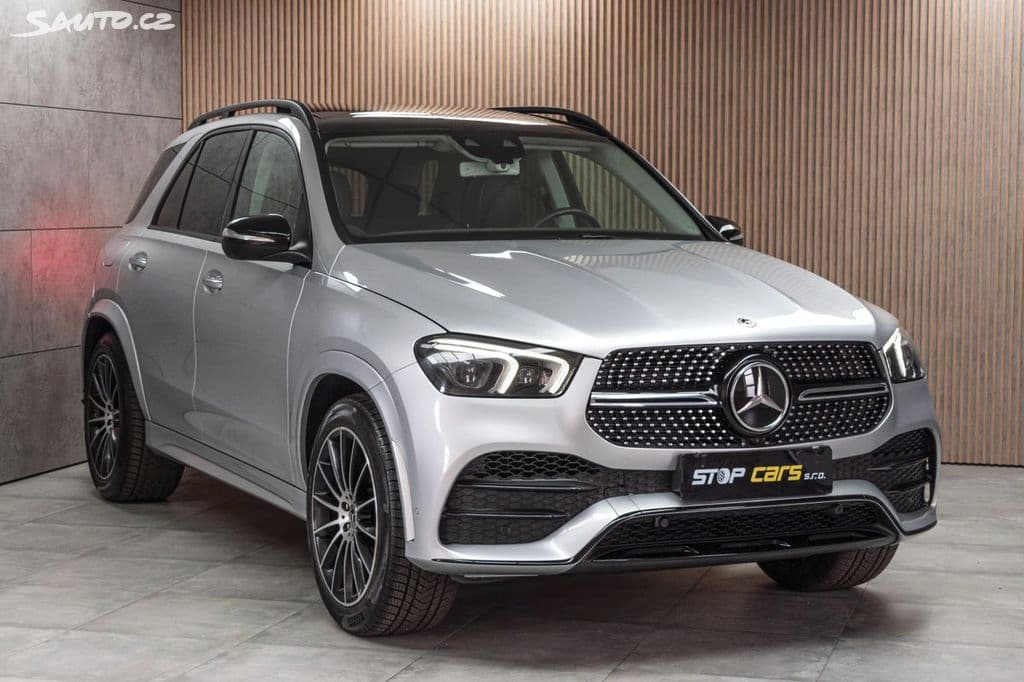 2019 Mercedes-Benz OSTATNÍ
