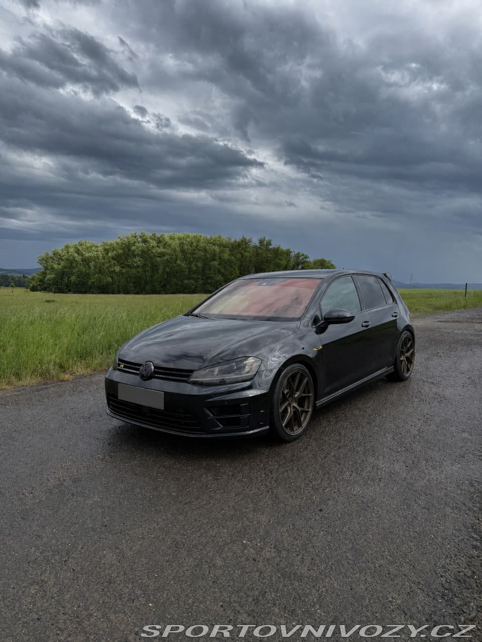 2016 Volkswagen GOLF