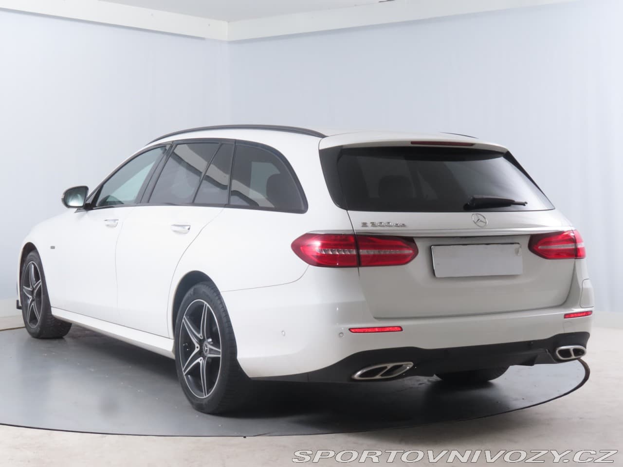 2019 Mercedes-Benz E-CLASS