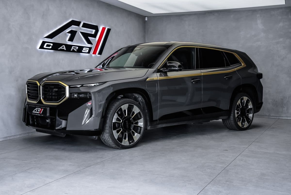 2023 BMW XM