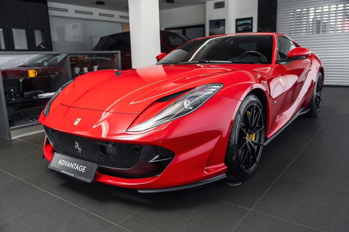 2019 Ferrari 812