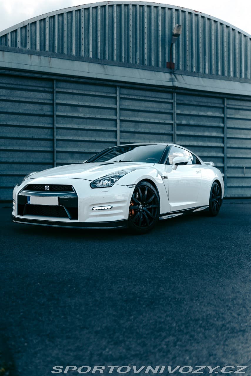 2013 Nissan GT-R