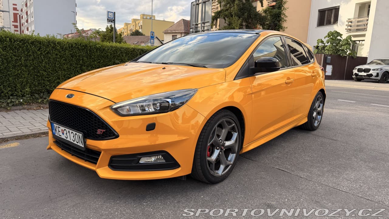 2016 Ford FOCUS