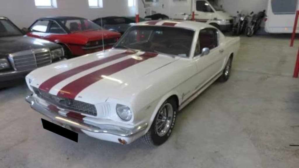 1966 Ford MUSTANG