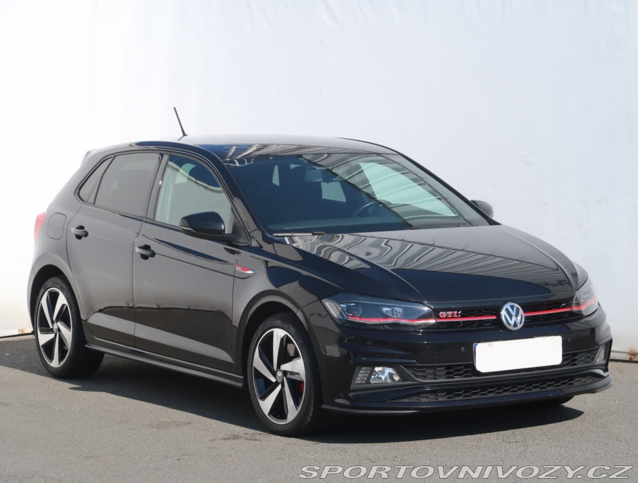 2018 Volkswagen POLO