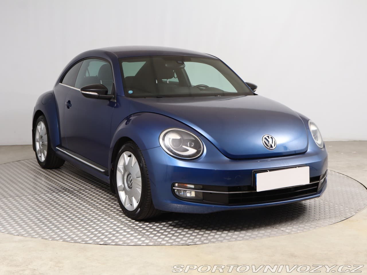2012 Volkswagen BEETLE