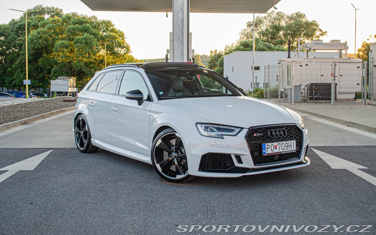 2017 Audi RS3