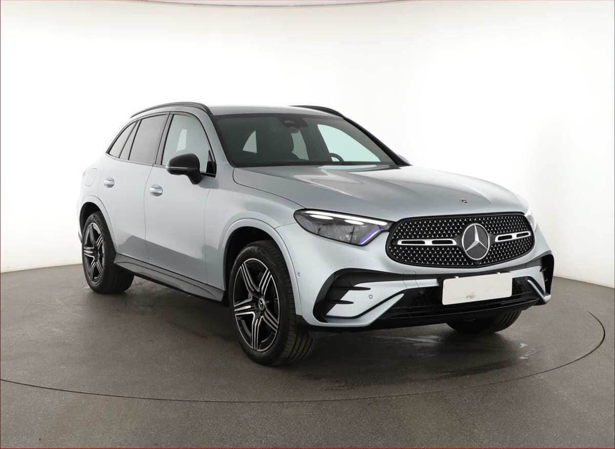 2025 Mercedes-Benz OSTATNÍ