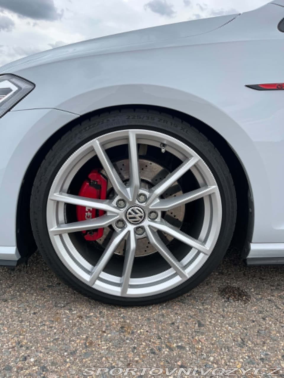 2018 Volkswagen GOLF