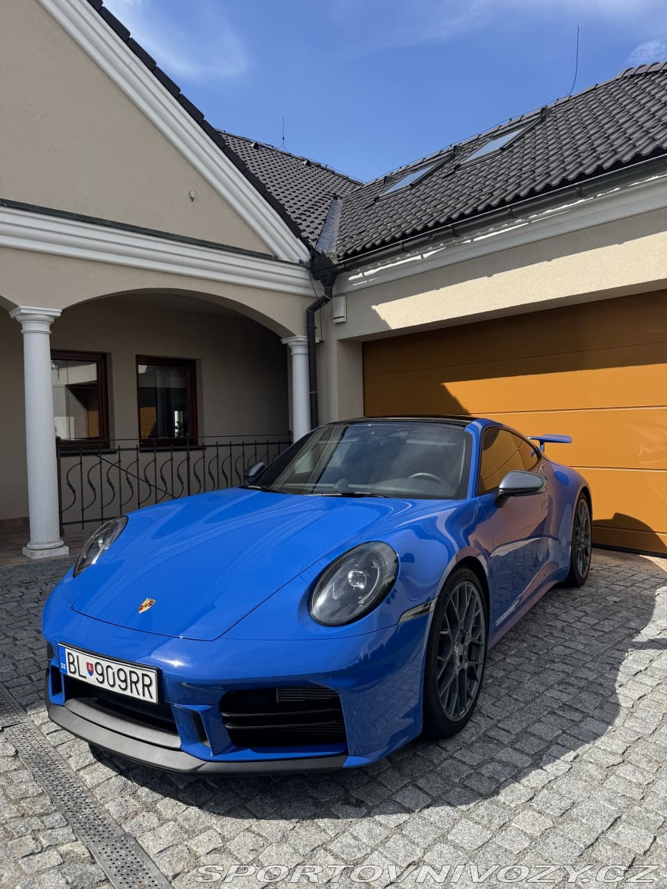 2025 Porsche 911