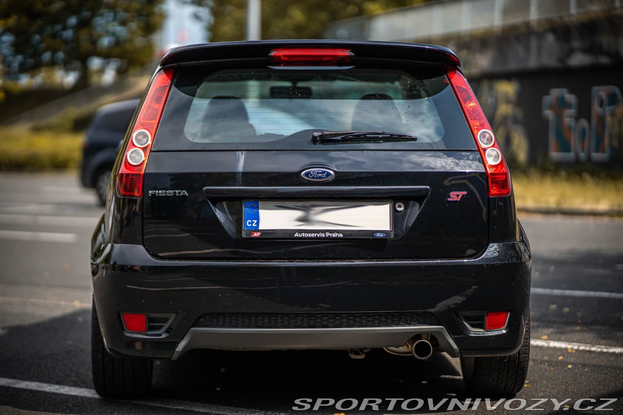 2005 Ford FIESTA