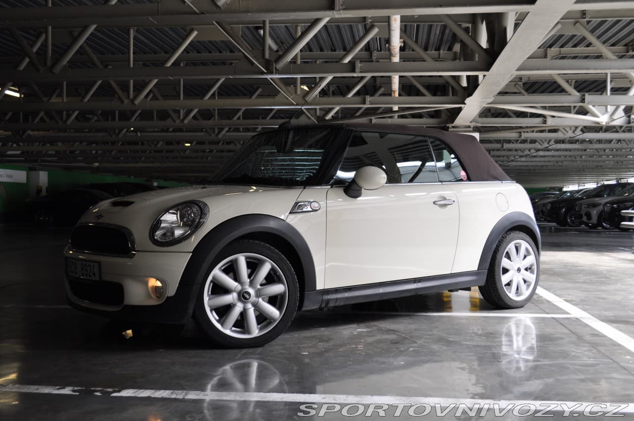2009 Mini COOPER