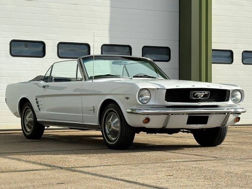 1966 Ford MUSTANG