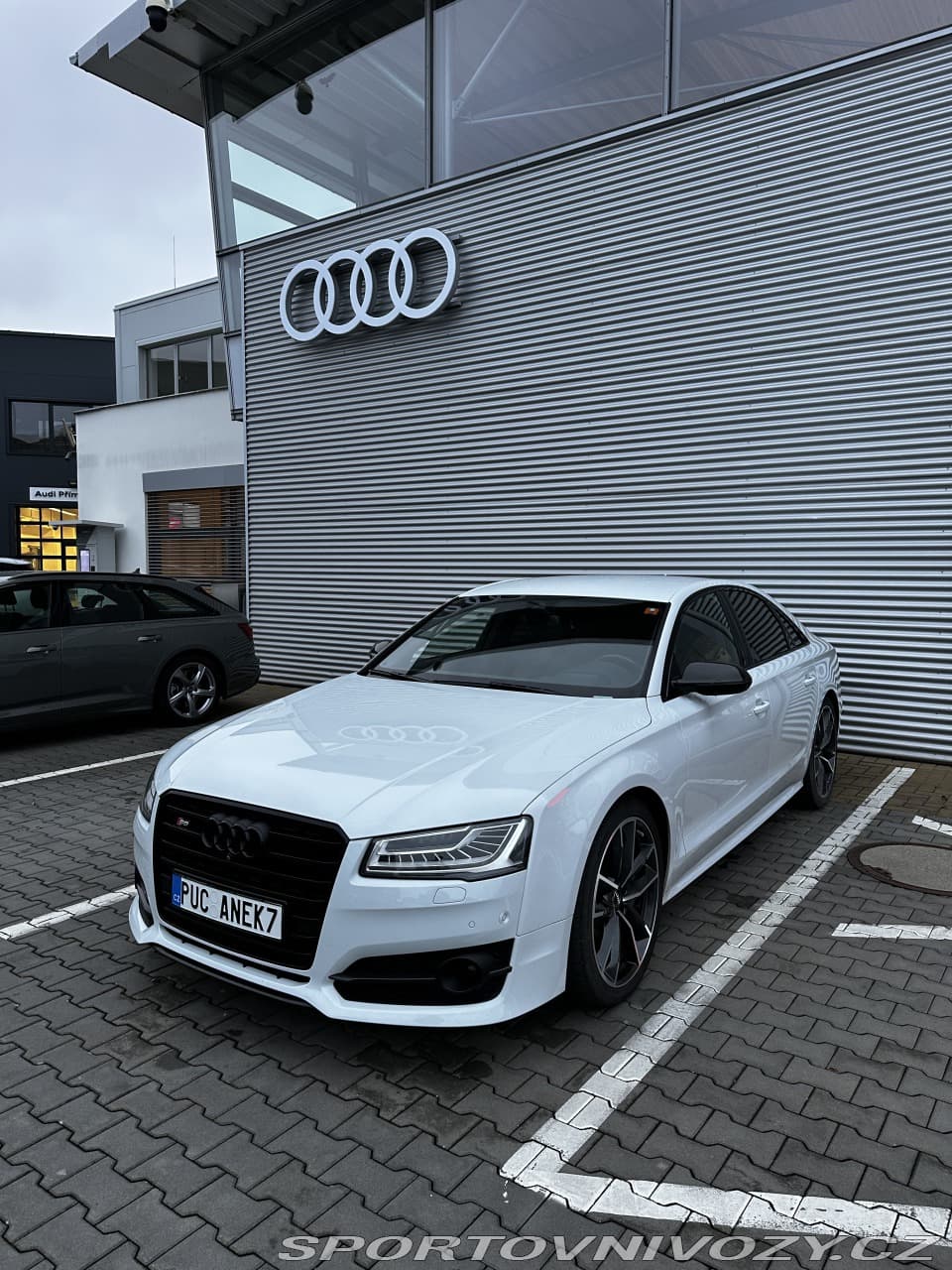 2017 Audi S8