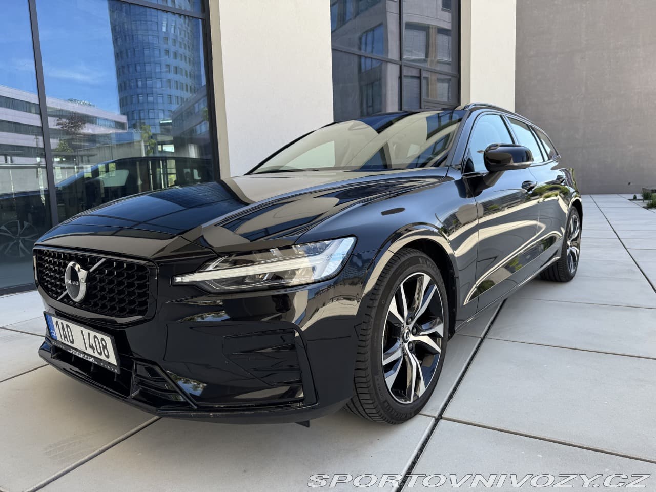 2024 Volvo V60